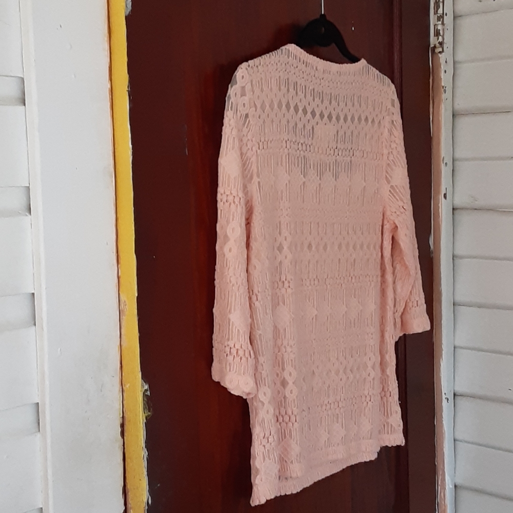 Lucky Brand sz medium lace top NWT - Picture 3 of 3